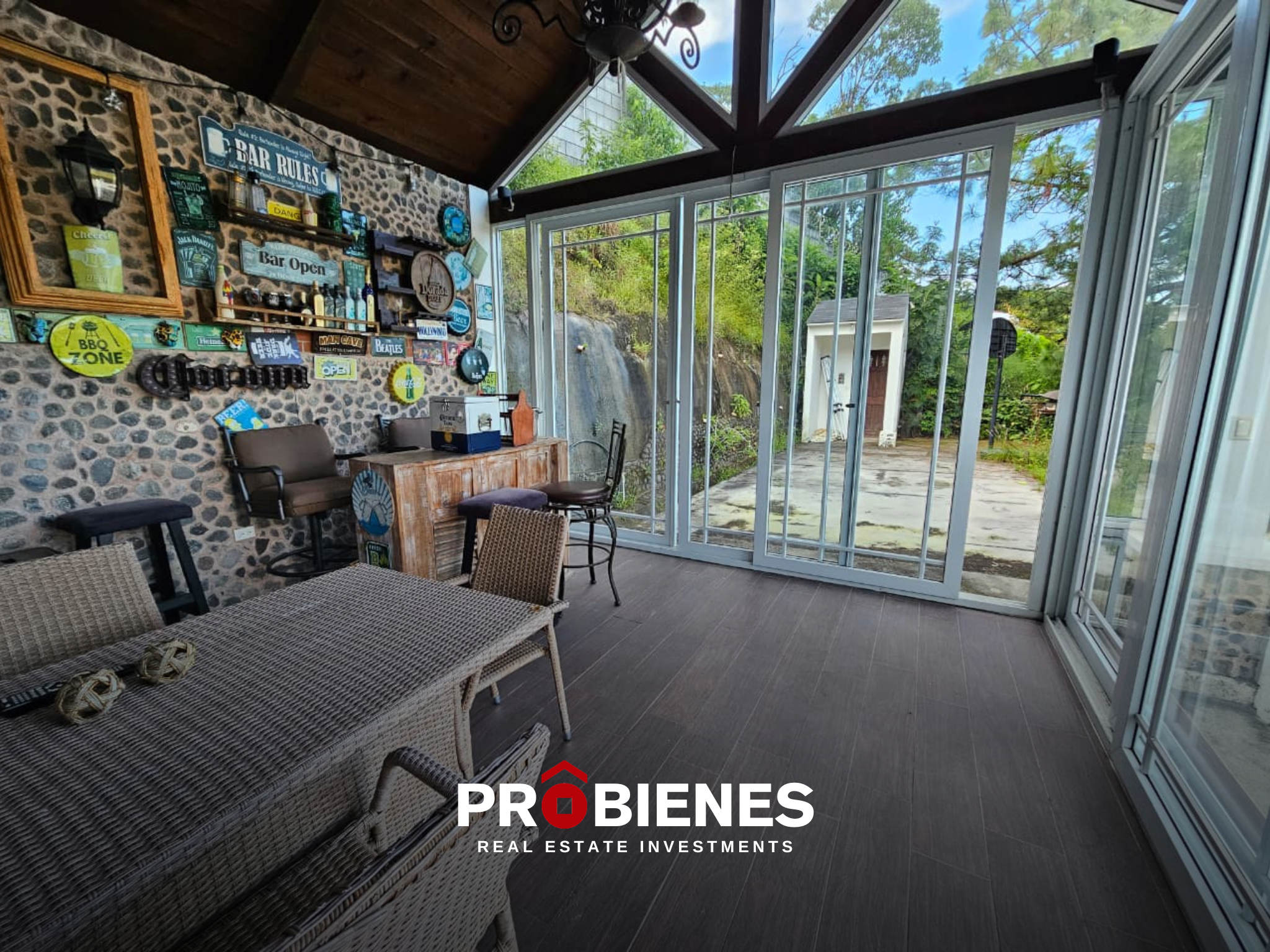 Casa en venta | Residencial La Montaña zona 16 - Image 1